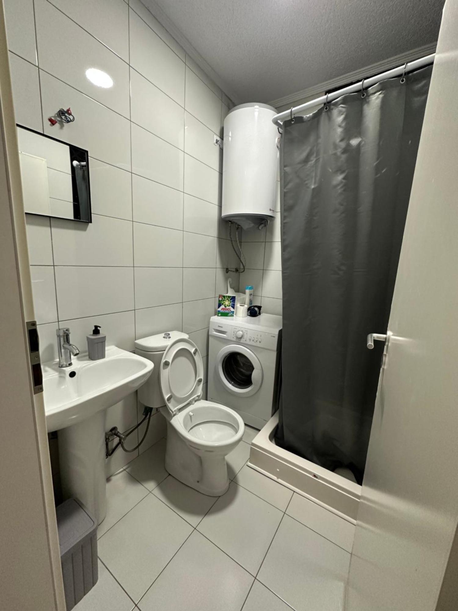 Apartment Guri Pristina Eksteriør billede
